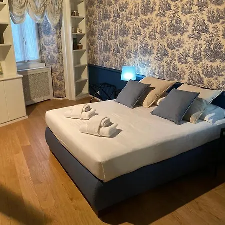 Spanish Steps Retreat Apartment *